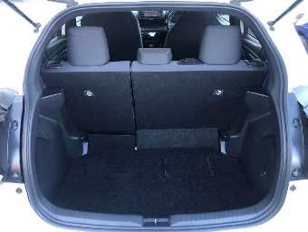 TOYOTA YARIS 2020 Image 11