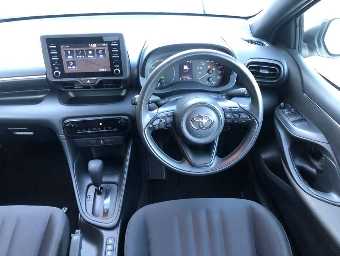 TOYOTA YARIS 2020 Image 6