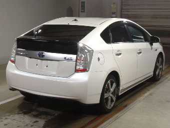 TOYOTA PRIUS PHV 2014 Image 2
