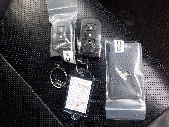 TOYOTA HARRIER 2019 Image 13