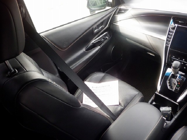 TOYOTA HARRIER 2019 Image 20