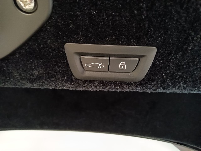 ROLLS ROYCE WRAITH 2018 Image 99