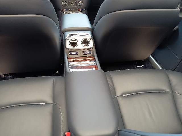 ROLLS ROYCE DAWN 2016 Image 109