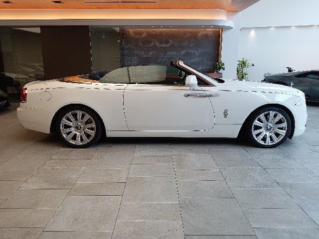 ROLLS ROYCE DAWN 2016 Image 19