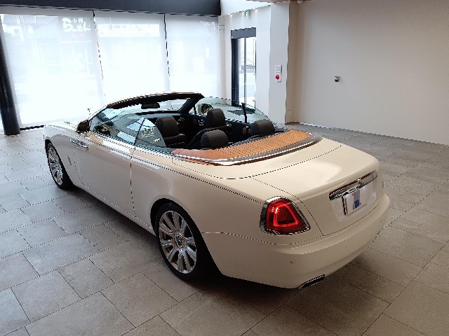 ROLLS ROYCE DAWN 2016 Image 36