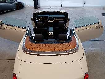 ROLLS ROYCE DAWN 2016 Image 41