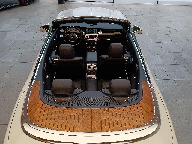 ROLLS ROYCE DAWN 2016 Image 54