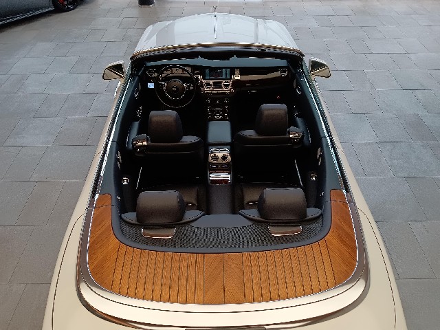 ROLLS ROYCE DAWN 2016 Image 56