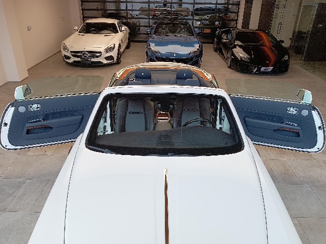 ROLLS ROYCE DAWN 2016 Image 58