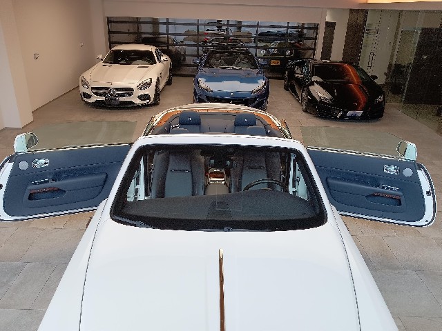 ROLLS ROYCE DAWN 2016 Image 59