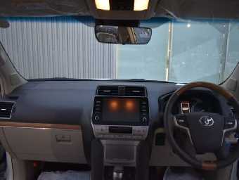 TOYOTA LAND CRUISER PRADO 2023 Image 3