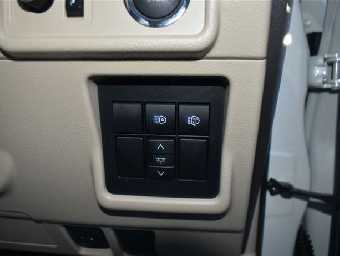 TOYOTA LAND CRUISER PRADO 2023 Image 10