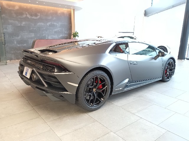 LAMBORGHINI HURACAN 2022 Image 25