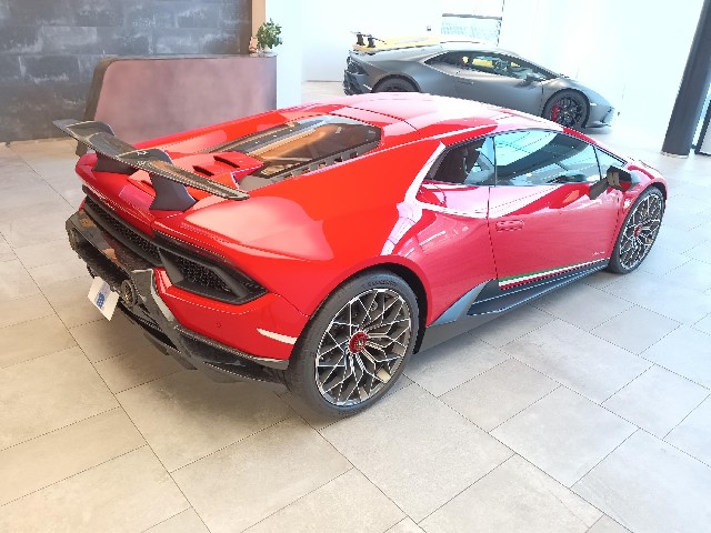 LAMBORGHINI HURACAN 2019 Image 27