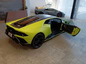 LAMBORGHINI HURACAN 2021 Image 18