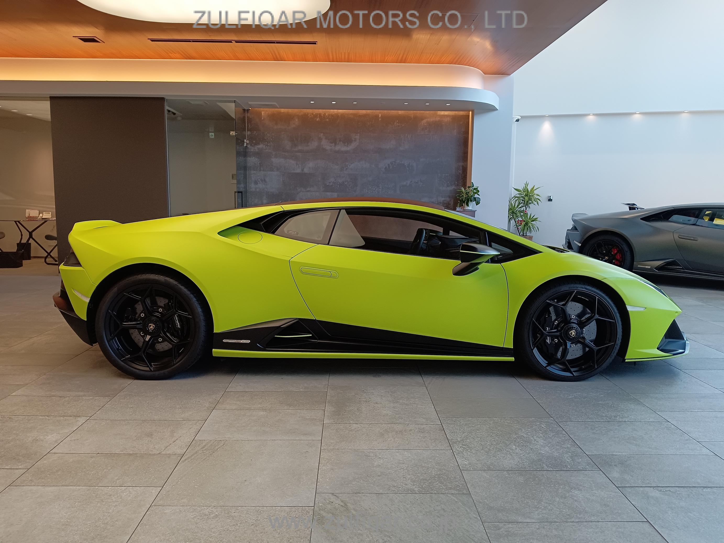 LAMBORGHINI HURACAN 2021 Image 10