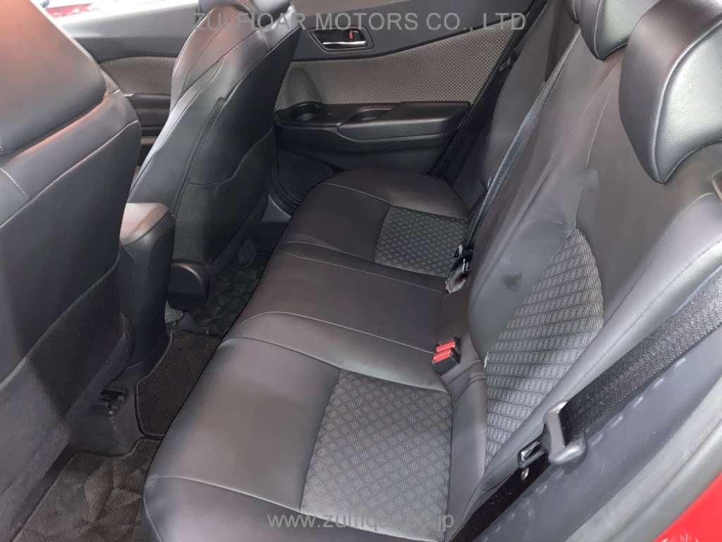 TOYOTA C-HR 2020 Image 11