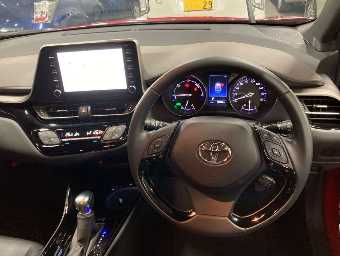 TOYOTA C-HR 2020 Image 6