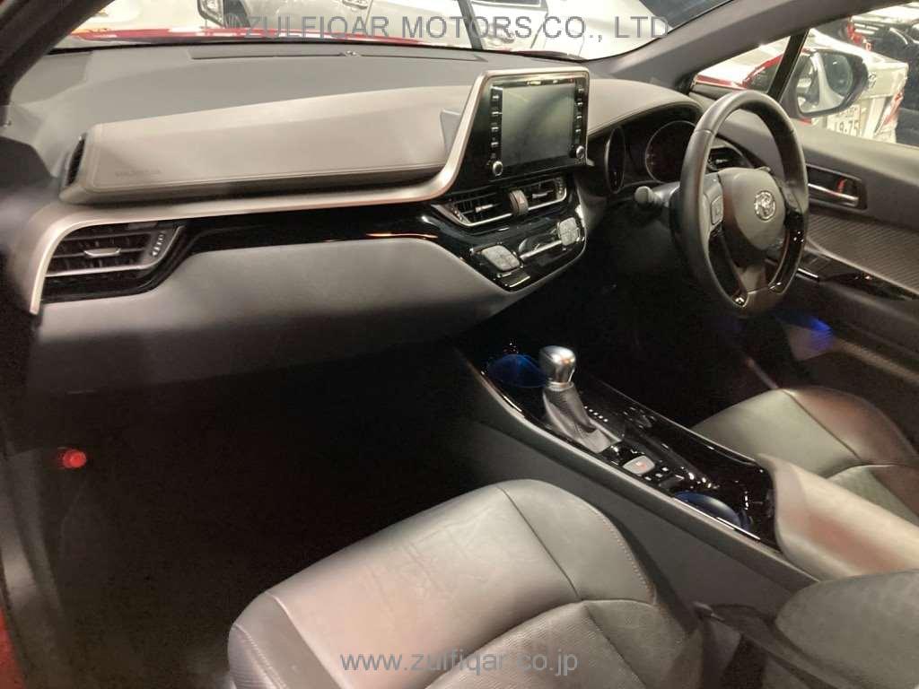 TOYOTA C-HR 2020 Image 10