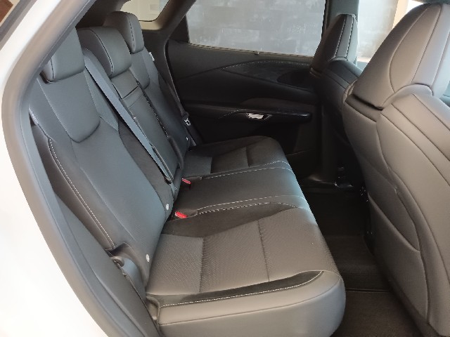 LEXUS RX 2023 Image 26