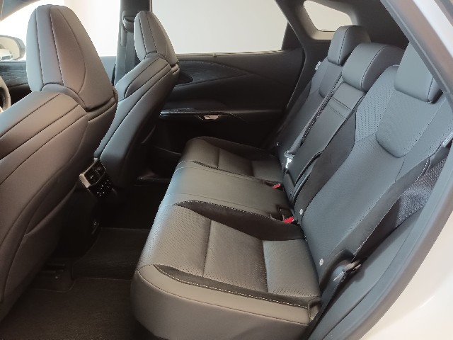 LEXUS RX 2023 Image 35