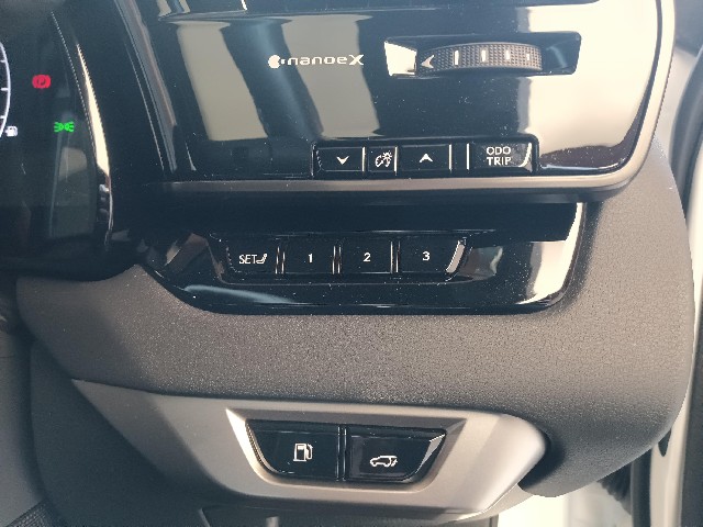 LEXUS RX 2023 Image 44