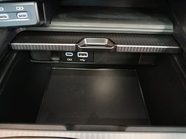 LEXUS RX 2023 Image 52