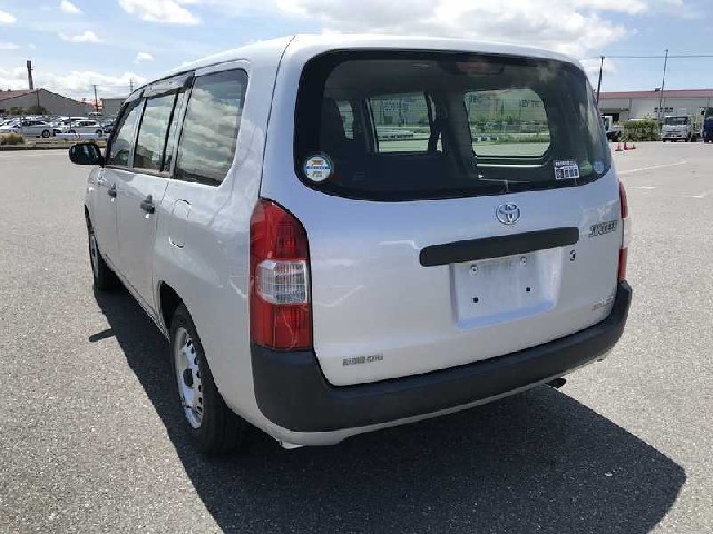 TOYOTA SUCCEED 2019 Image 21