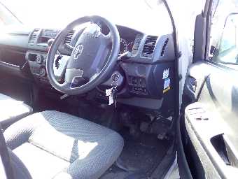 TOYOTA HIACE 2019 Image 3