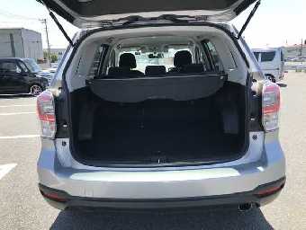 SUBARU FORESTER 2018 Image 8