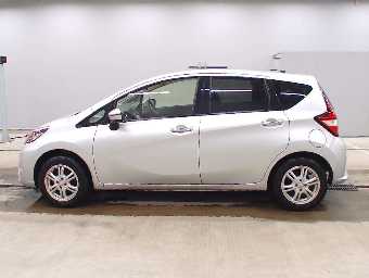 NISSAN NOTE 2019 Image 4