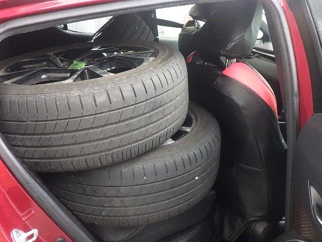 TOYOTA C-HR 2017 Image 30