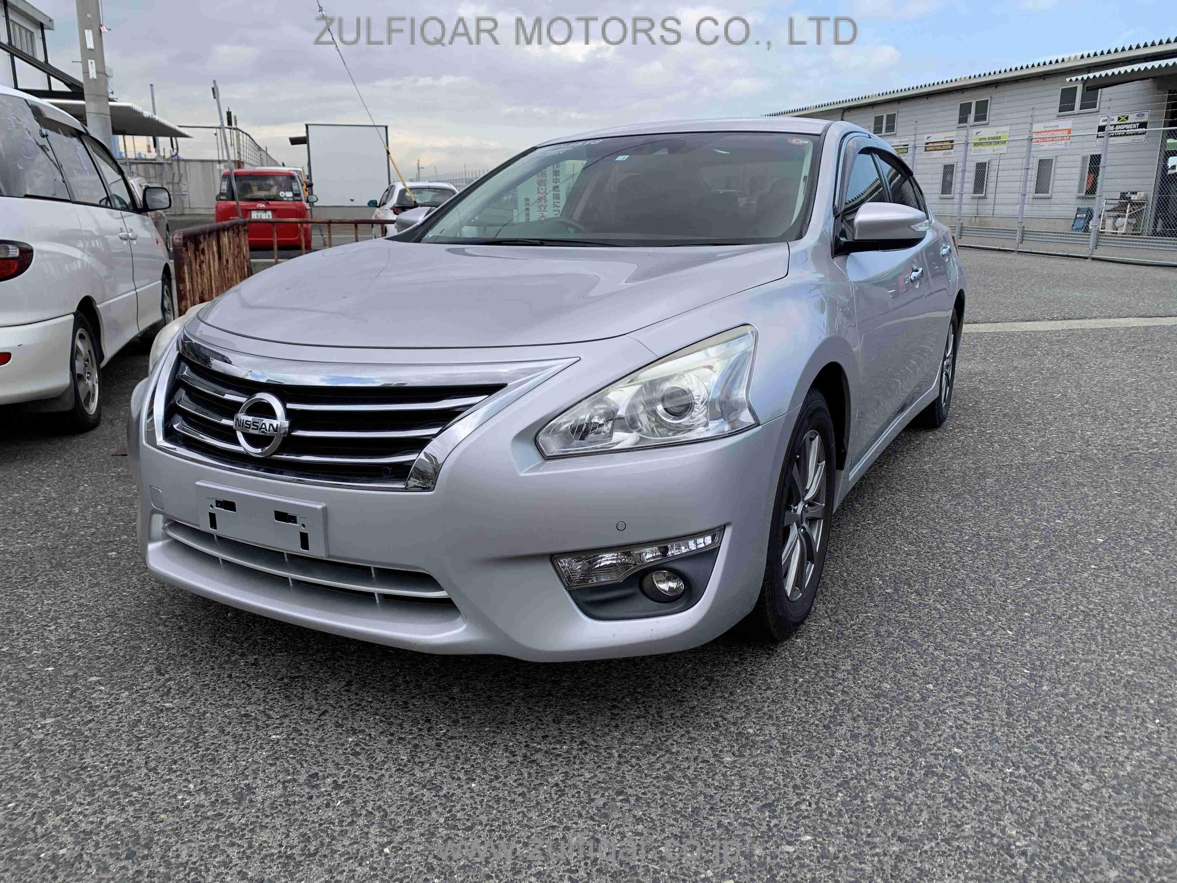 NISSAN TEANA 2018 Image 9