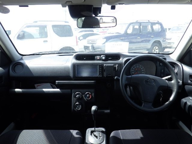 TOYOTA PROBOX 2018 Image 26