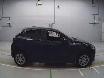 MAZDA MAZDA2 2020 Image 3