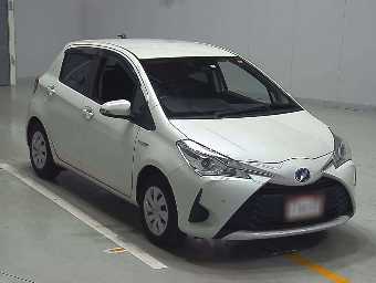 TOYOTA VITZ 2019 Image 5
