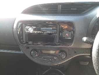 TOYOTA VITZ 2019 Image 10