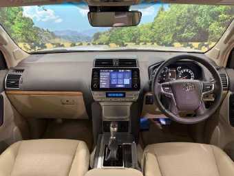 TOYOTA PRADO 2023 Image 2