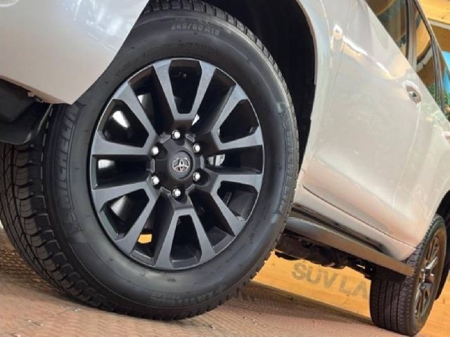 TOYOTA PRADO 2023 Image 22