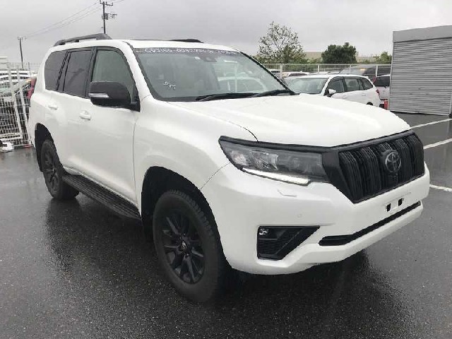 TOYOTA PRADO 2023 Image 28