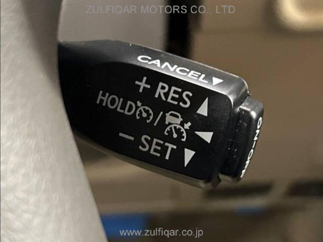 TOYOTA PRADO 2023 Image 9