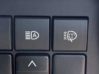 TOYOTA PRADO 2023 Image 10