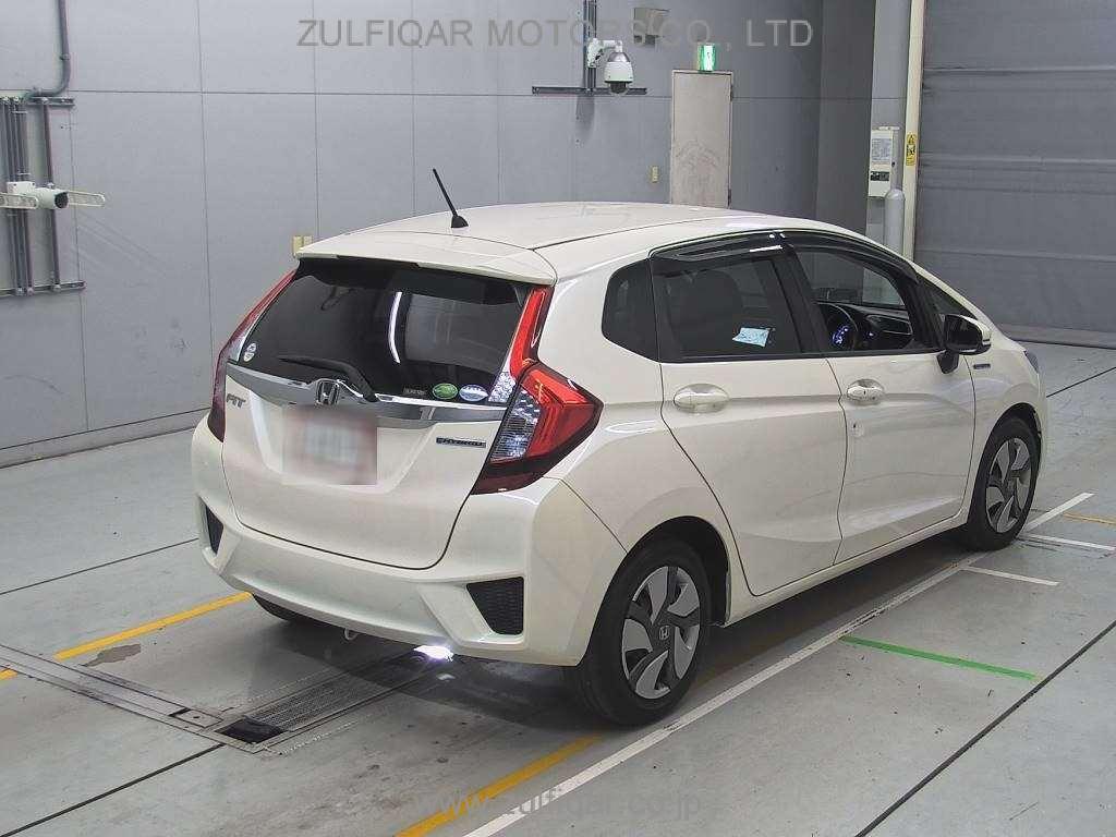 HONDA FIT HYBRID 2014 Image 2