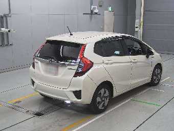 HONDA FIT HYBRID 2014 Image 2