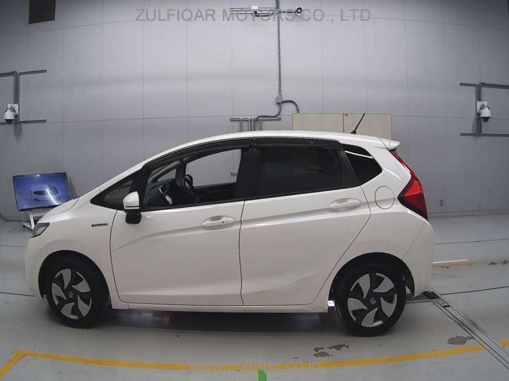 HONDA FIT HYBRID 2014 Image 4