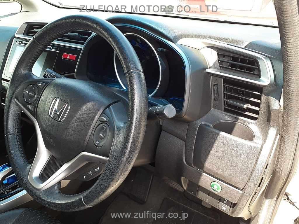 HONDA FIT HYBRID 2014 Image 7