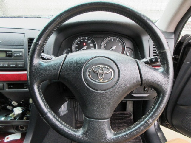 TOYOTA MARK II 2004 Image 31