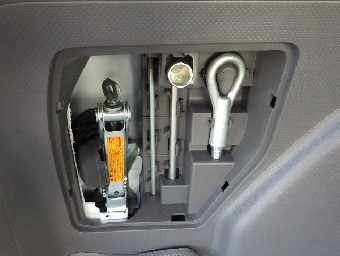 NISSAN NV150 AD 2018 Image 19