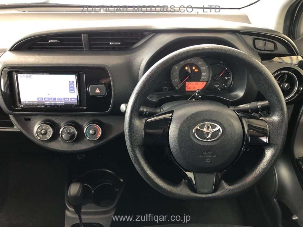 TOYOTA VITZ 2019 Image 6