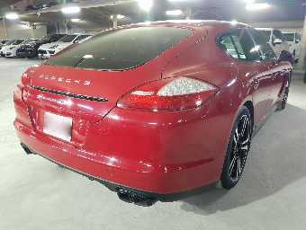 PORSCHE PANAMERA 2012 Image 2
